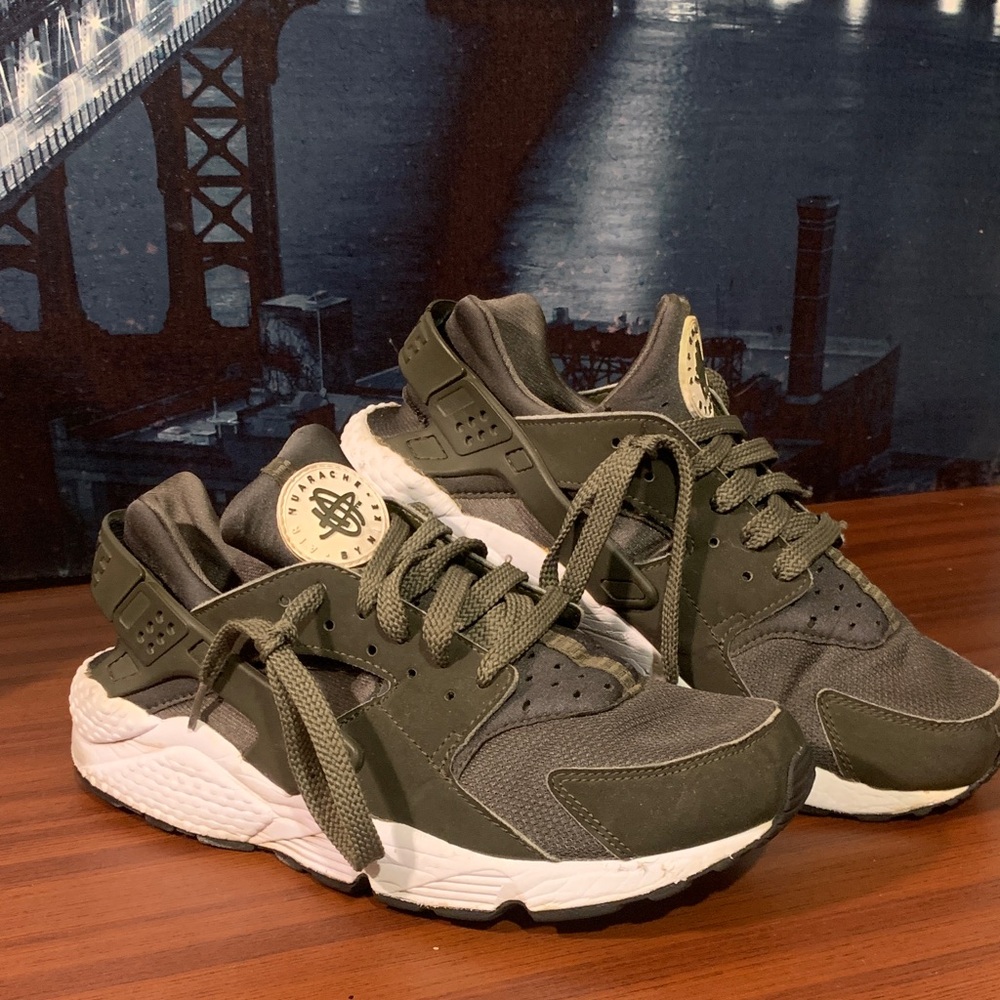 Nike Olive and White Huarache Sneakers